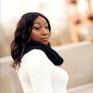 Meet your Posher, Olivia